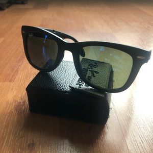 Ray-ban Folding Wayfarer - blue mirror lens UNISEX